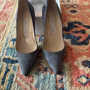 Gray suede Manolo Blahnik 4” heels